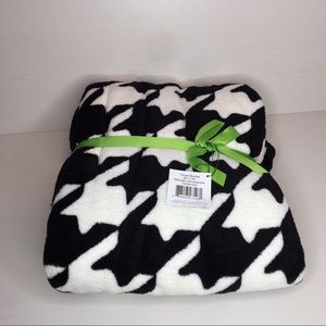 Vera Bradley Throw Midnight Houndstooth